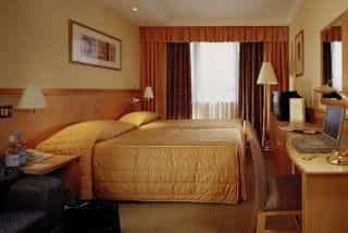 Holiday Inn Kensington Forum Holiday Inn Kensington Forum