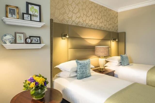 DOUBLE LUXURY
