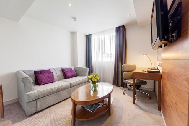JUNIOR SUITE STANDARD