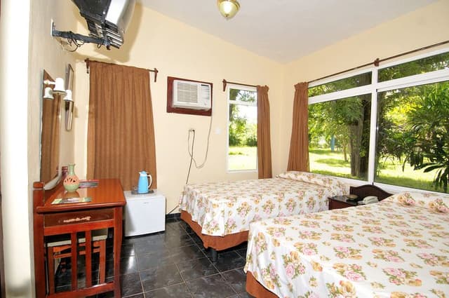 SINGLE GARDEN VIEW