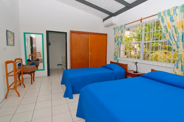 HOUSE ONE BEDROOM