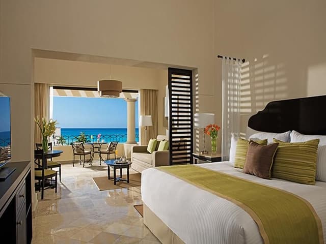 JUNIOR SUITE CLUB OCEAN VIEW