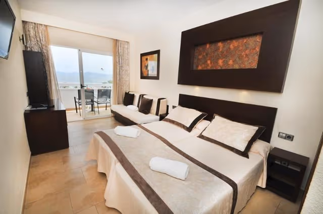 DOUBLE SEA VIEW