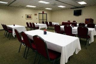 Hotel Tempe / Phoenix Airport InnSuites Hotel & Suites3