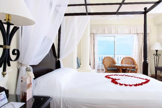 JUNIOR SUITE SEA VIEW