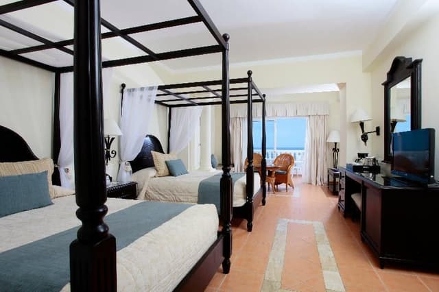JUNIOR SUITE SEA VIEW