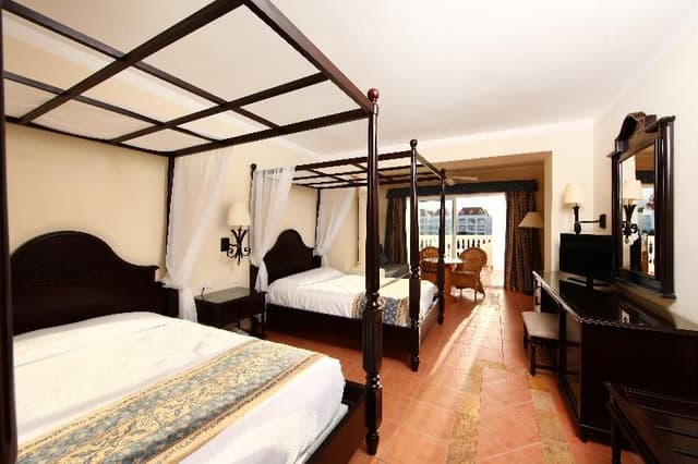 JUNIOR SUITE SUPERIOR
