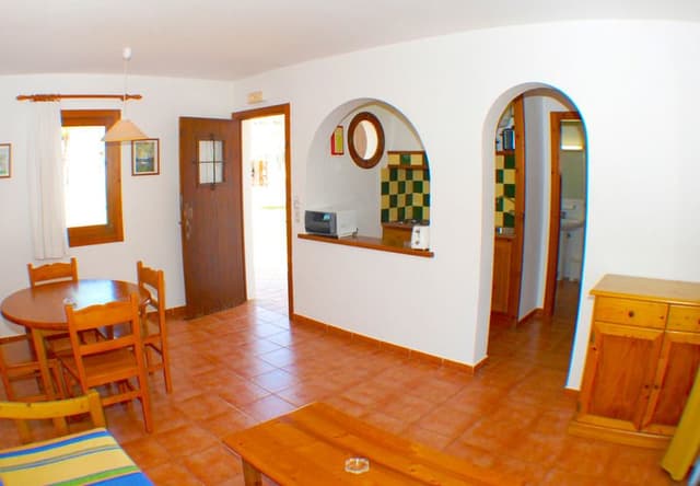APARTMENT CAPACITY 5 TWO BEDROOMS