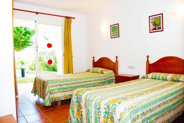 APARTMENT CAPACITY 5 TWO BEDROOMS