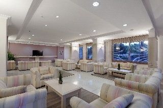 Club Turtas Hotel1