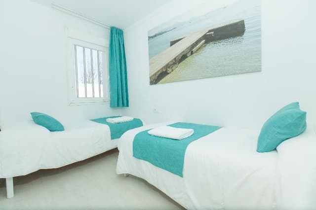 APARTMENT CAPACITY 5 TWO BEDROOMS
