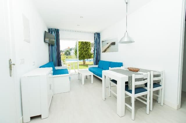 APARTMENT CAPACITY 5 TWO BEDROOMS