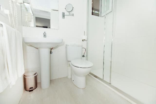 APARTMENT CAPACITY 5 TWO BEDROOMS