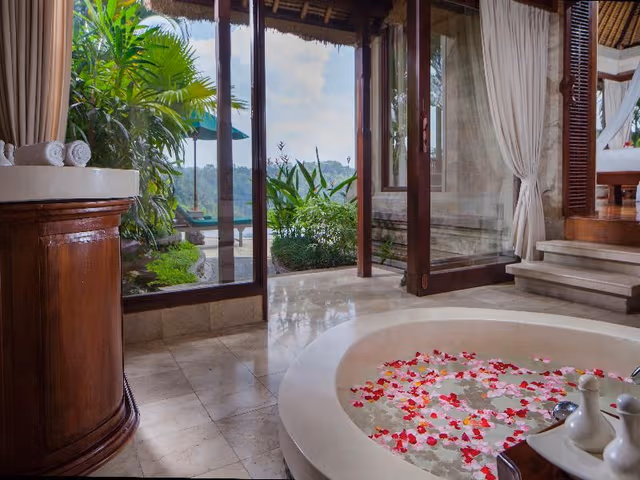 VILLA DELUXE
