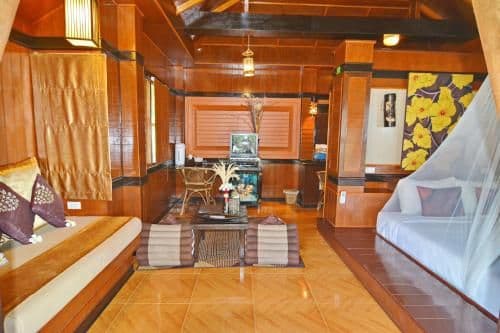 Deluxe Bungalow with Pool View