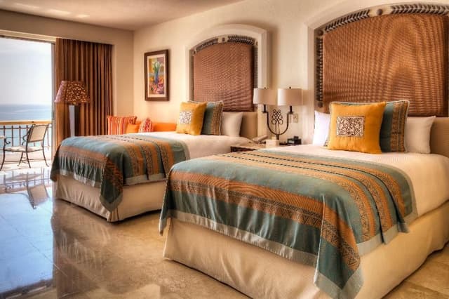 JUNIOR SUITE OCEAN FRONT