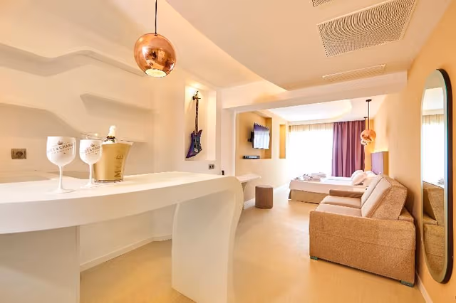 SUITE STANDARD