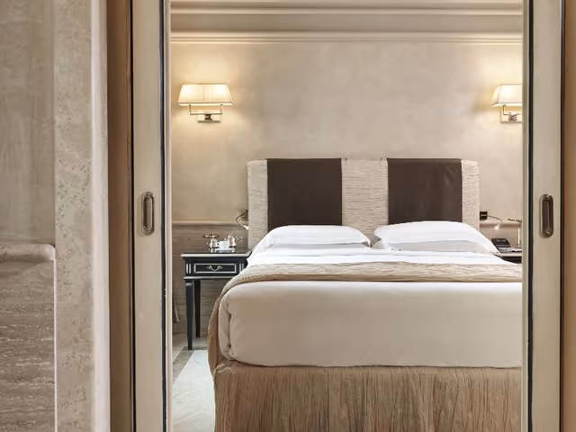 SUITE CAPACITY 2