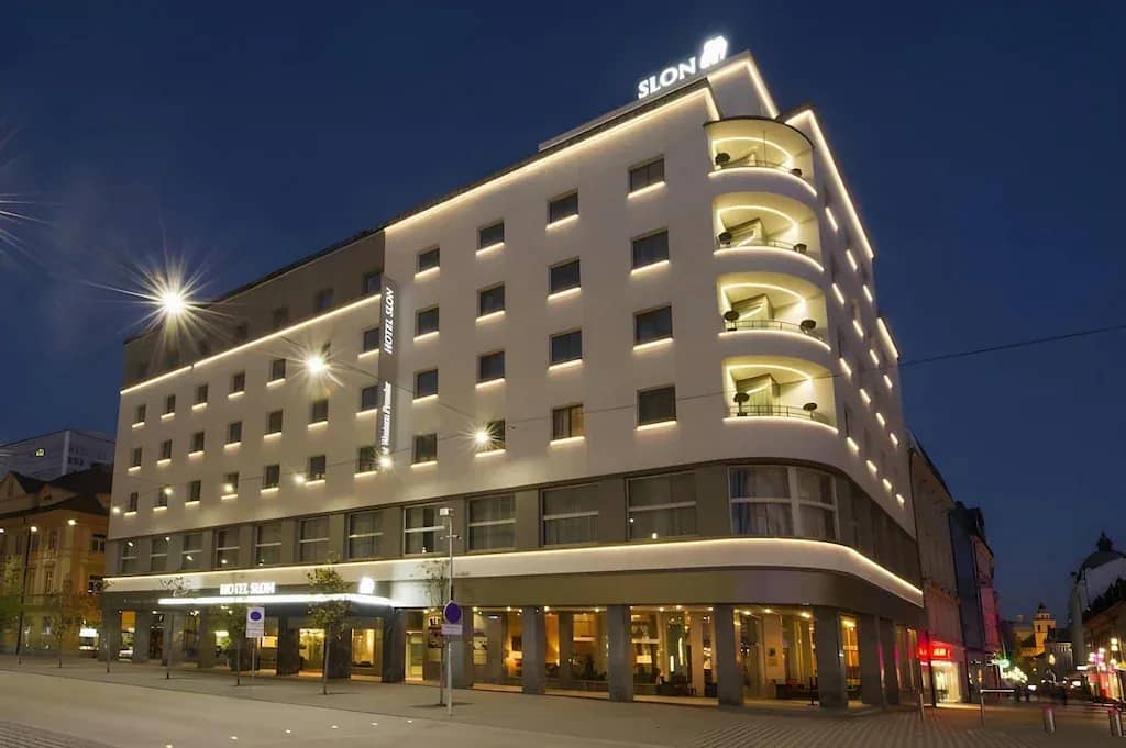 Traders Hotel, Kuala Lumpur Traders Hotel, Kuala Lumpur