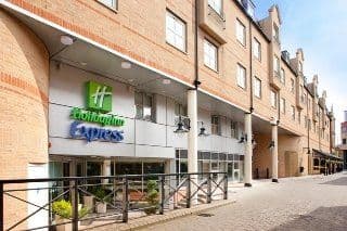 Holiday Inn Express London Hammersmith Holiday Inn Express London Hammersmith