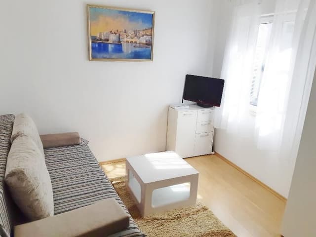 APARTMENT CAPACITY 4 ONE BEDROOM