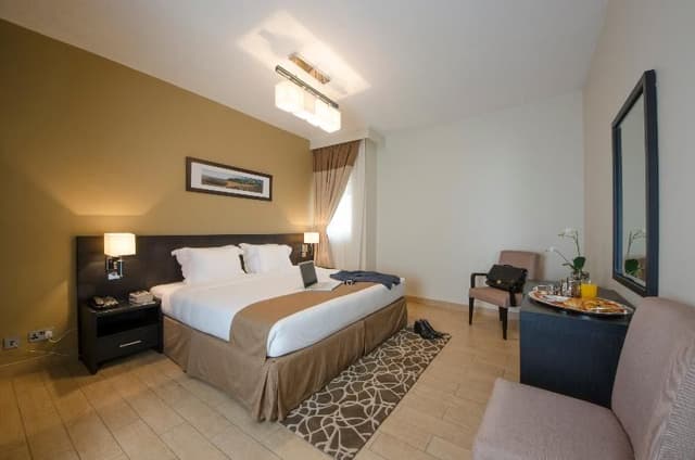APARTMENT EXECUTIVE KING BED