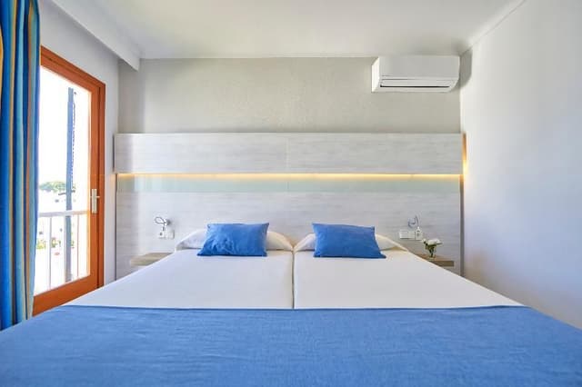 APARTMENT ONE BEDROOM