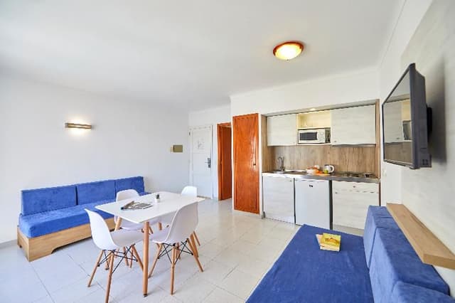 APARTMENT ONE BEDROOM