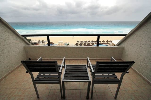 DOUBLE LUXURY OCEAN VIEW