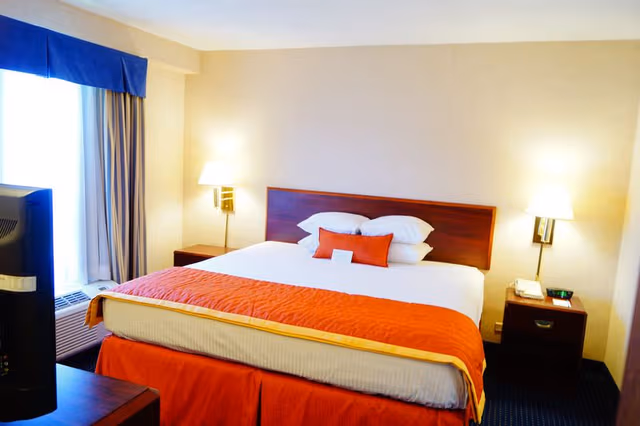 SINGLE KING SIZE BED