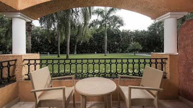 DOUBLE GARDEN VIEW