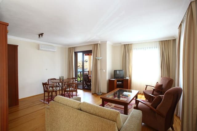 VILLA DELUXE