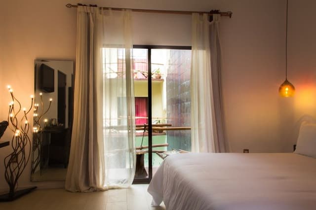 DOUBLE LUXURY