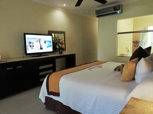 JUNIOR SUITE LUXURY