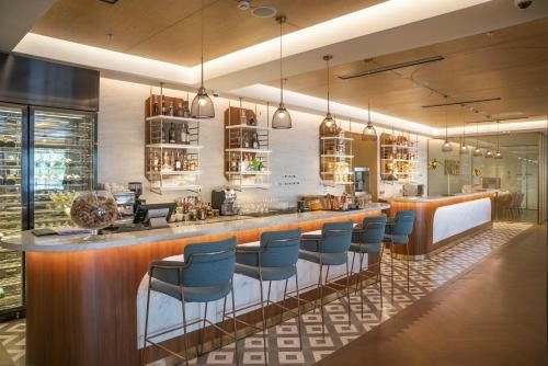 Lotte Hotel Saigon3