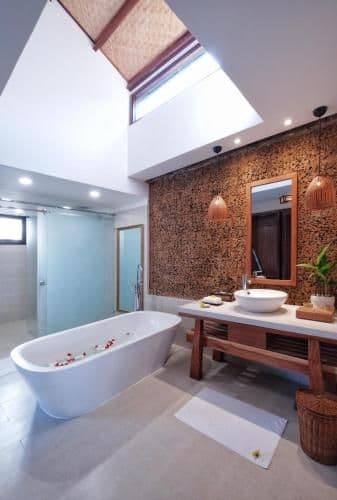 Bungalow Double Room with Beachfront View