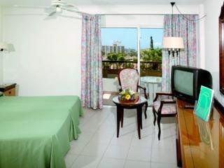 Riu Waikiki0