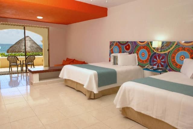JUNIOR SUITE OCEAN VIEW