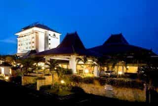 โรงแรมเดอะซูนัน โซโล โรงแรมเดอะซูนัน โซโล
