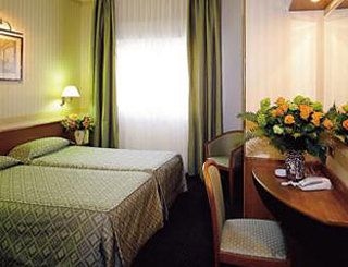 Nuovo Hotel del Porto2