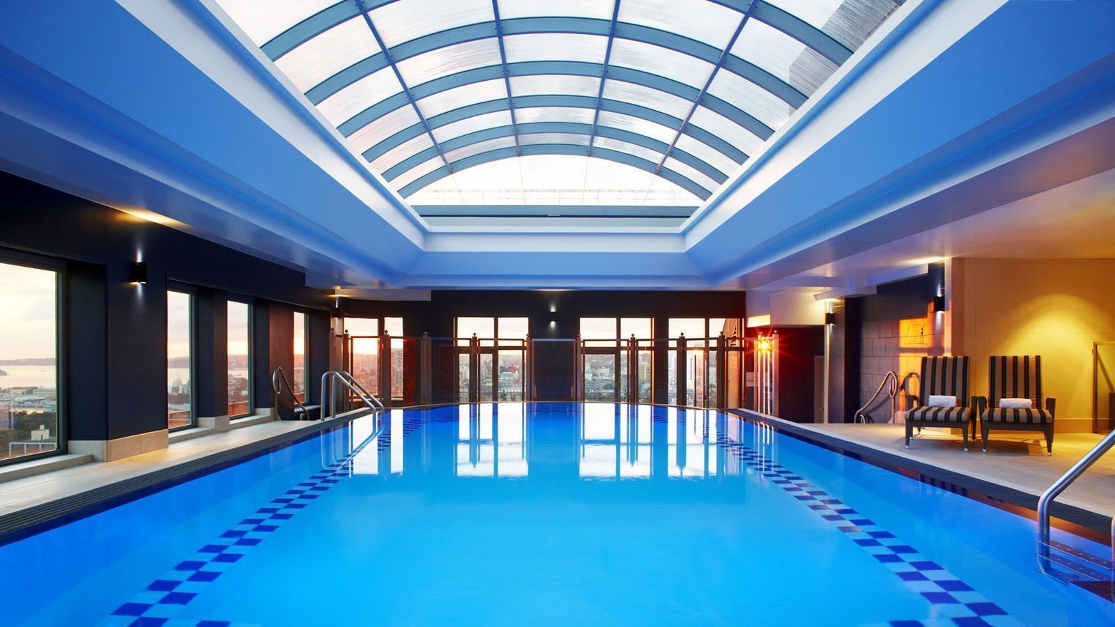 เชอราตัน ออนเดอะพาร์ค (Sheraton on the Park)0