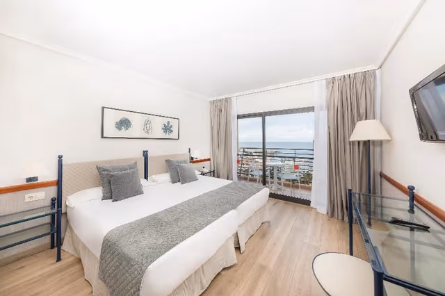 Double or Twin SEA VIEW