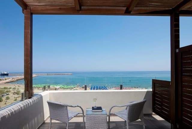 SUITE DELUXE SEA VIEW