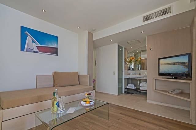 SUITE DELUXE SEA VIEW