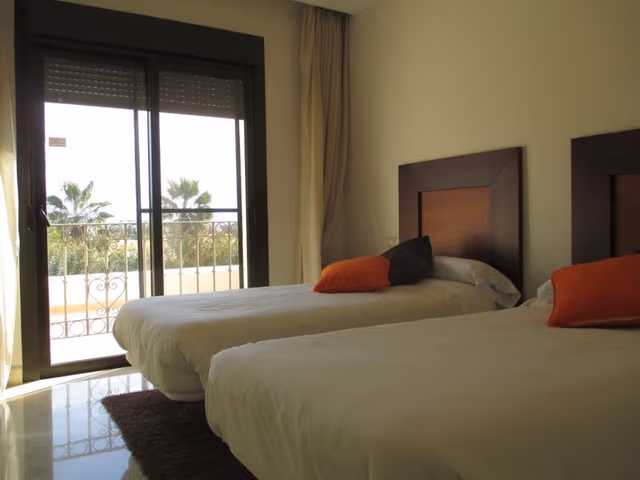 VILLA FOUR BEDROOMS WITH PRIVATE POOL
