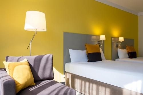 Novotel Sydney Central3