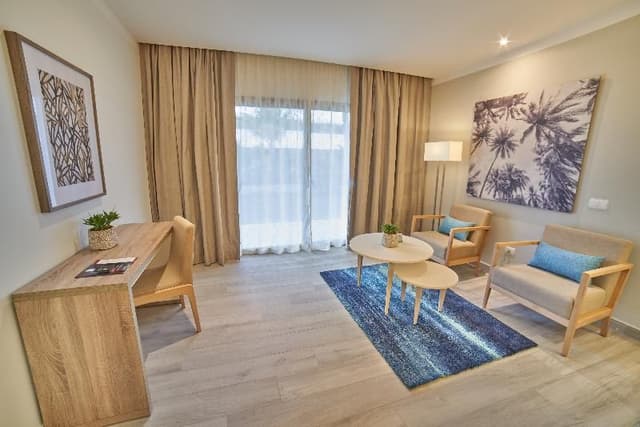 JUNIOR SUITE DELUXE