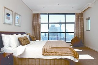 Meriton Serviced Apartments World Tower1