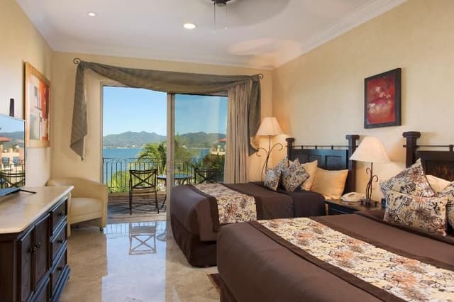 SUITE OCEAN VIEW THREE BEDROOMS