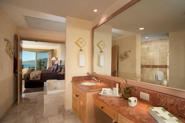 SUITE OCEAN VIEW THREE BEDROOMS